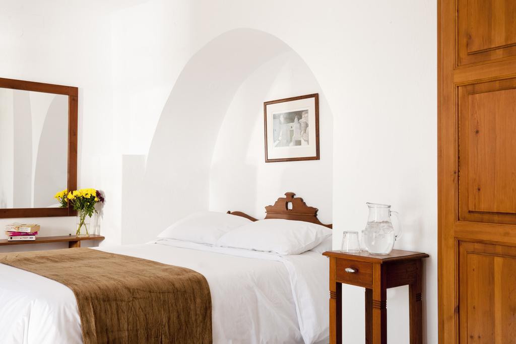 Vista Mare Suites Imerovigli  Bilik gambar